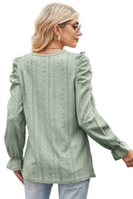 Last inn bildet i Galleri-visningsprogrammet, Round Neck Puff Sleeve Blouse
