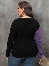 Last inn bildet i Galleri-visningsprogrammet, Plus Size Two-Tone Surplice Neck Sweater
