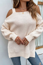 Last inn bildet i Galleri-visningsprogrammet, Ribbed Cold Shoulder Long Sleeve Knit Top
