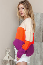 Load image into Gallery viewer, Round Neck Color Block Sweater
