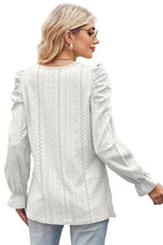 Last inn bildet i Galleri-visningsprogrammet, Round Neck Puff Sleeve Blouse
