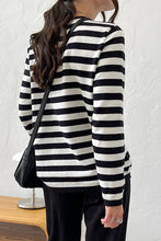 Last inn bildet i Galleri-visningsprogrammet, Striped Round Neck Long Sleeve Sweater
