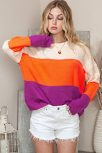 Load image into Gallery viewer, Round Neck Color Block Sweater
