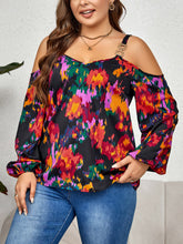 Last inn bildet i Galleri-visningsprogrammet, Plus Size Printed Cold Shoulder Long Sleeve Blouse
