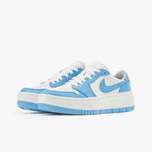 Load image into Gallery viewer, The original Nike sneakers for men and women in blue color
