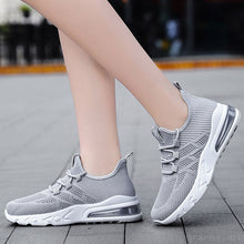 Load image into Gallery viewer, Women&#39;s running shoes lightweight sports shoes breathable mesh design
