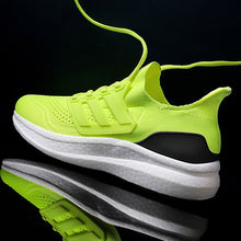 Load image into Gallery viewer, Men&#39;s sports shoes soft running shoes woven mesh
