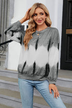 Load image into Gallery viewer, Gradient Round Neck Long Sleeve Sweatshirt
