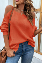 Last inn bildet i Galleri-visningsprogrammet, Ribbed Cold Shoulder Long Sleeve Knit Top
