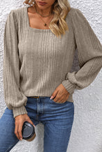 Last inn bildet i Galleri-visningsprogrammet, Square Neck Puff Sleeve Blouse
