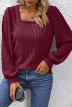 Last inn bildet i Galleri-visningsprogrammet, Square Neck Puff Sleeve Blouse
