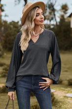 Last inn bildet i Galleri-visningsprogrammet, Notched Neck Raglan Sleeve Blouse
