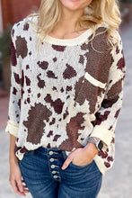 Load image into Gallery viewer, Contrast Round Neck Drop Shoulder Sweater
